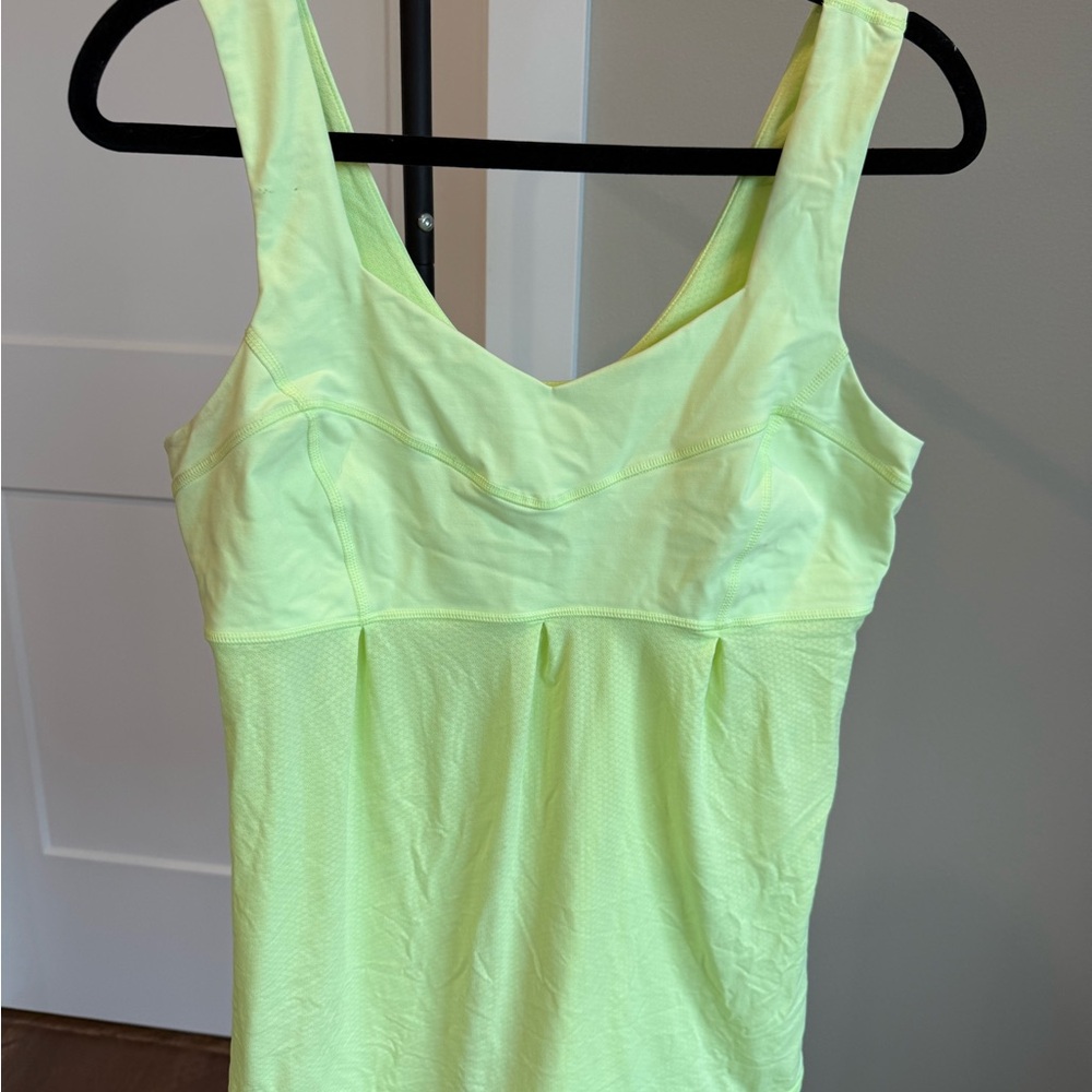 Lululemon Women's Lime Green YOGA/PILATES FREE FLOWING Tank Top size 10 EUC